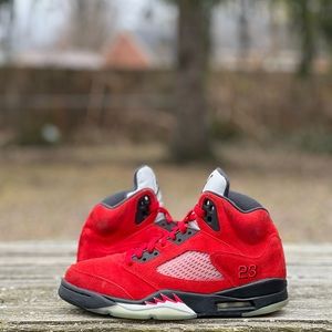Jordan 5 Raging Bull